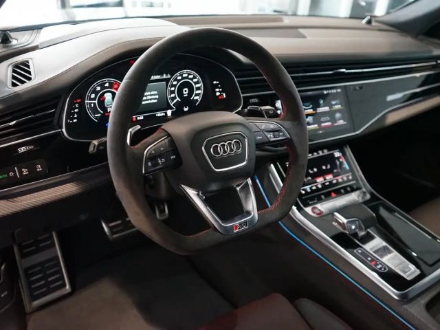 Audi RS Q8 Performance