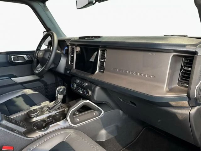 Ford Bronco Outer Banks