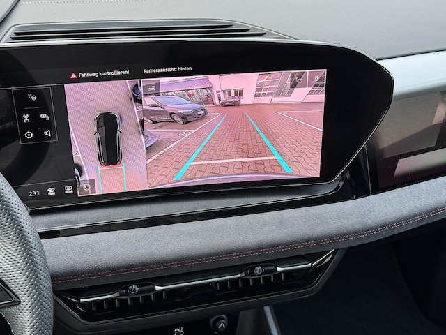 Audi Q6 e-tron Quattro