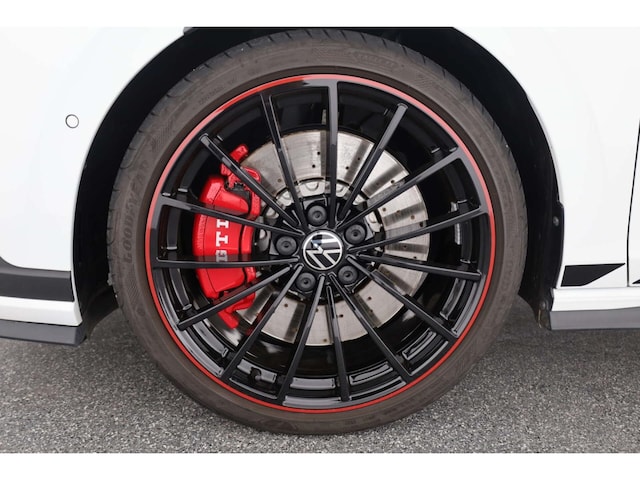 Volkswagen Golf 2.0 TSI