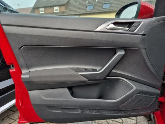 Volkswagen Taigo 1.0 TSI DSG Style