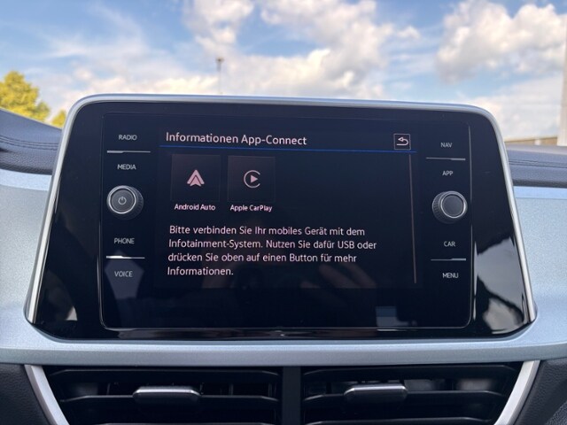 Volkswagen T-Roc GOAL 1,0 l TSI 116 PS Navi Sitzheizung