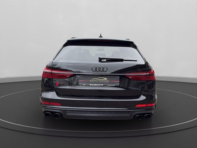 Audi S6 Avant Quattro