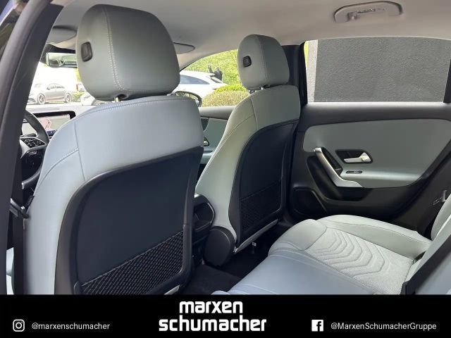 Mercedes-Benz A 220 4MATIC Progressive