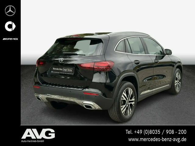 Mercedes-Benz GLA 200 Progressive