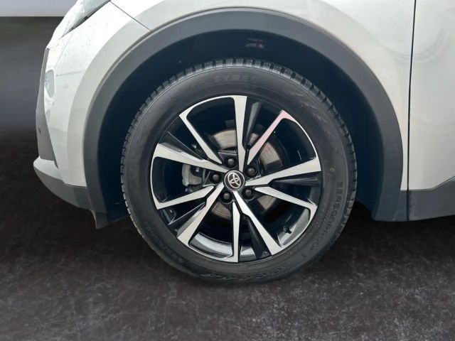 Toyota C-HR Hybride Team D