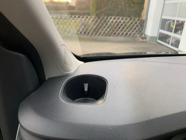 Renault Trafic Blue Grand Spaceclass