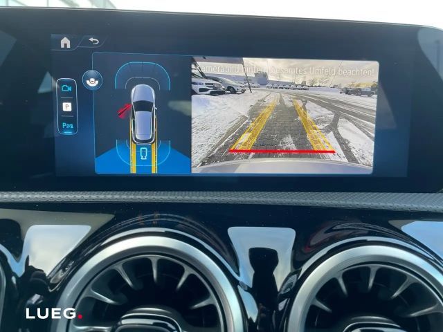 Mercedes-Benz A 200 AMG Line