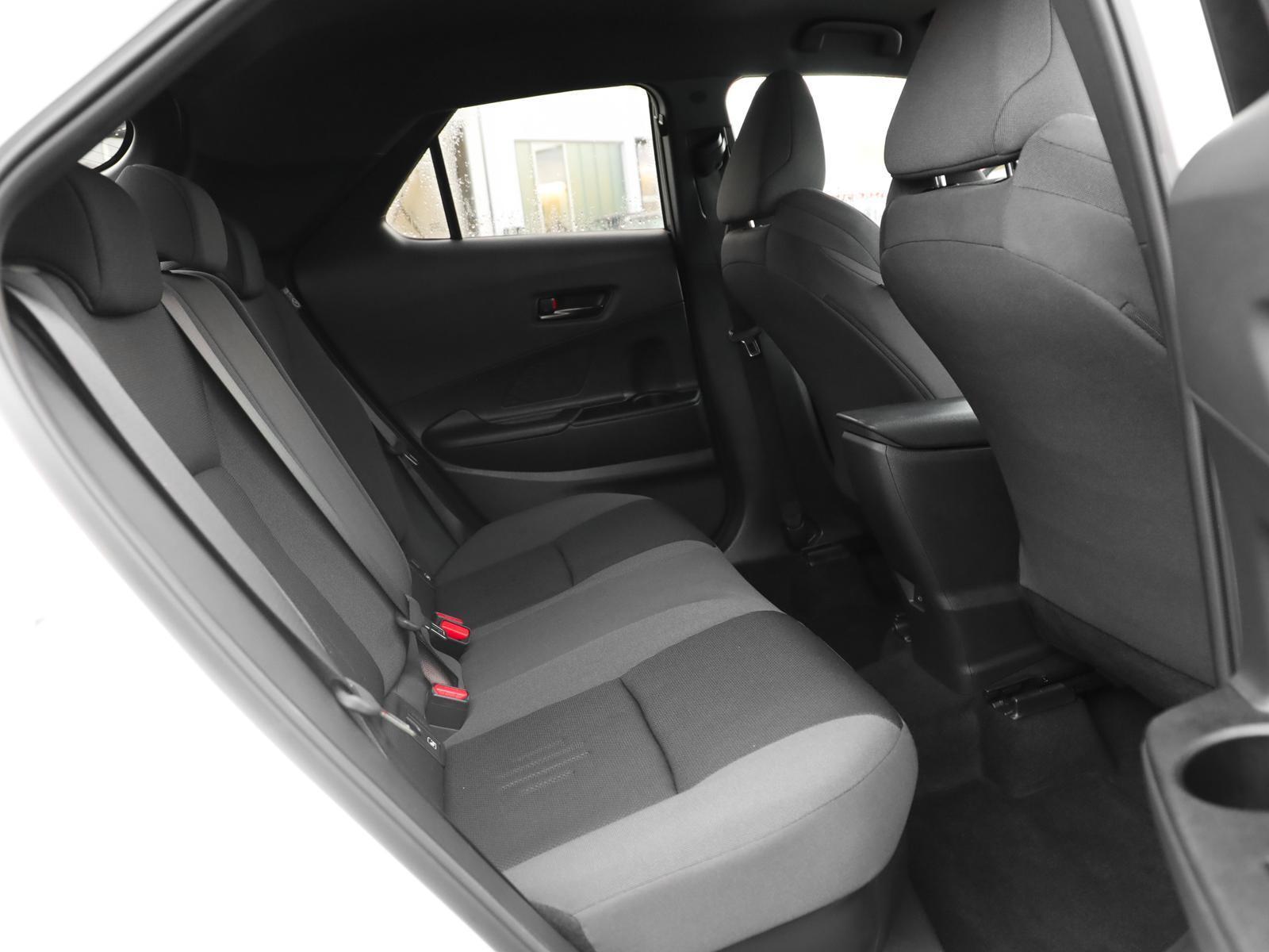 Toyota C-HR 5-deurs Team D