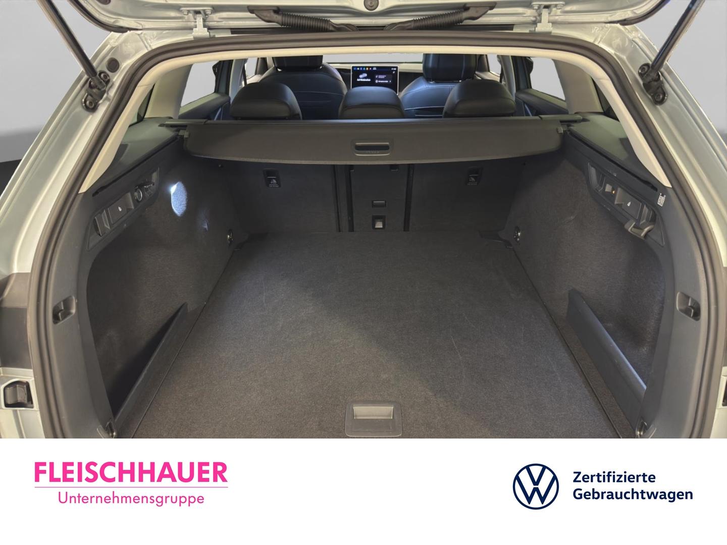 Volkswagen Passat 1.5 eTSI Business Variant