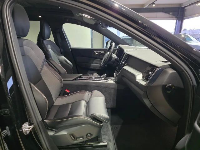 Volvo XC60 AWD Dark Plus Recharge T6