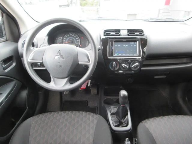 Mitsubishi Space Star Star