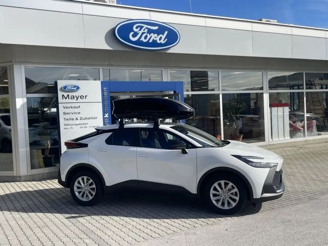 Toyota C-HR Active Hybride
