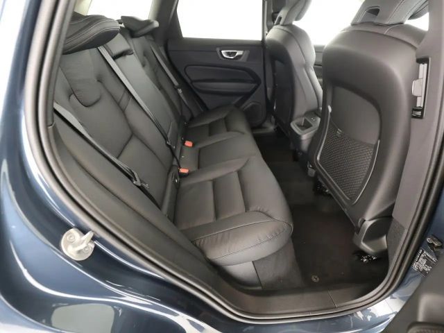 Volvo XC60 AWD Dark Plus