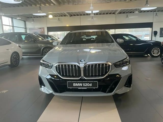 BMW 520 520d M-Sport Touring