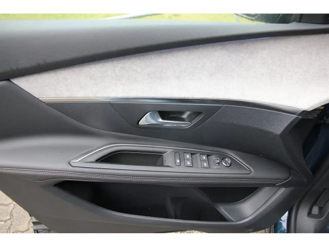 Peugeot 3008 EAT8 GT-Line Hybrid4