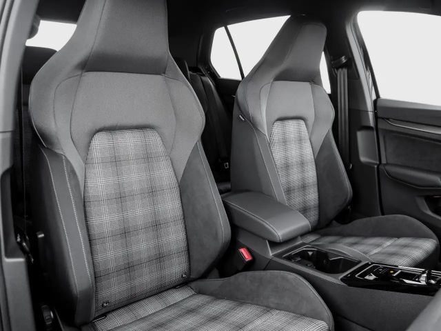 Volkswagen Golf GTE Golf VIII IQ.Drive