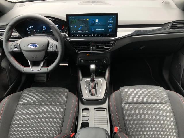 Ford Focus EcoBoost ST Line Wagon