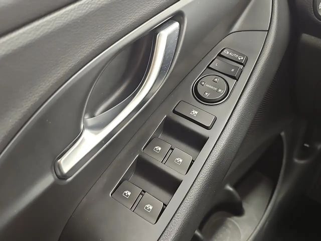 Hyundai i30 1.0 T-GDi