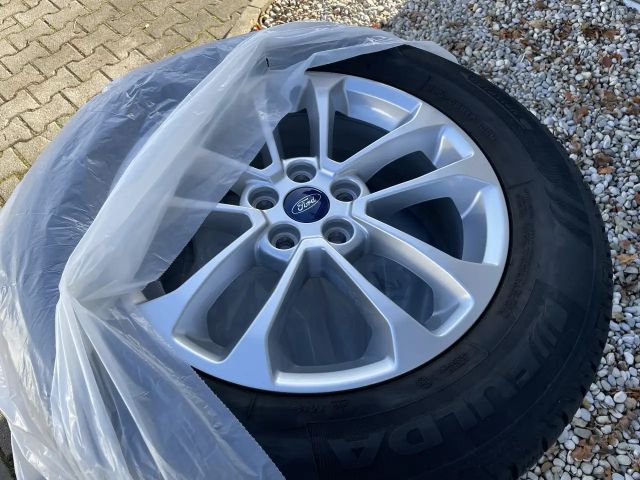 Ford Kuga Plug in Hybrid Titanium X