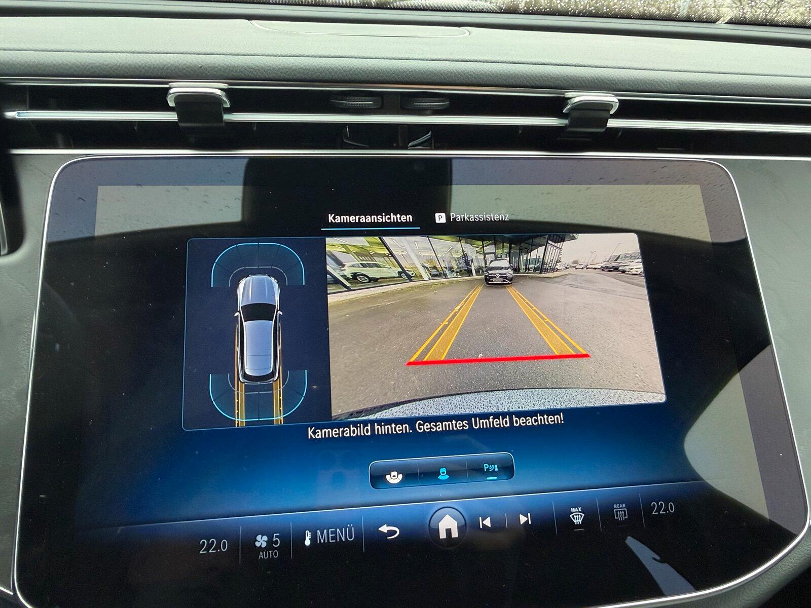 Mercedes-Benz E 300 AVANTGARDE E 300 e