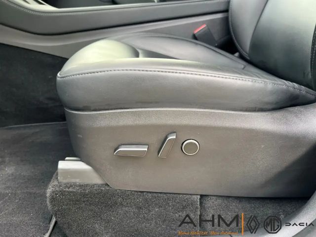 Tesla Model Y AWD Dual Motor Performance