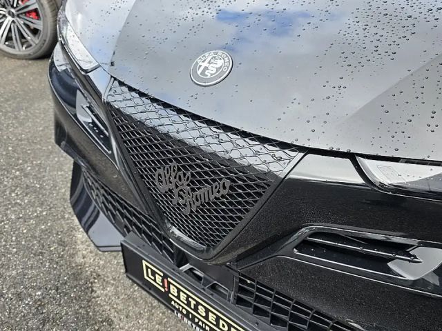 Alfa Romeo Junior Ibrida