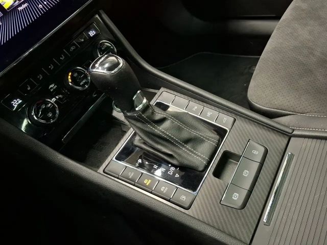 Skoda Superb Combi Sportline iV