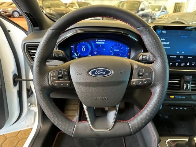 Ford Focus ST Line Wagon