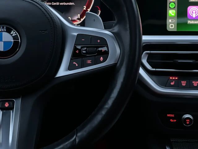 BMW 320 320i M-Sport Sedan