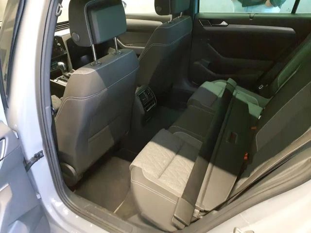 Volkswagen Passat Business DSG Variant