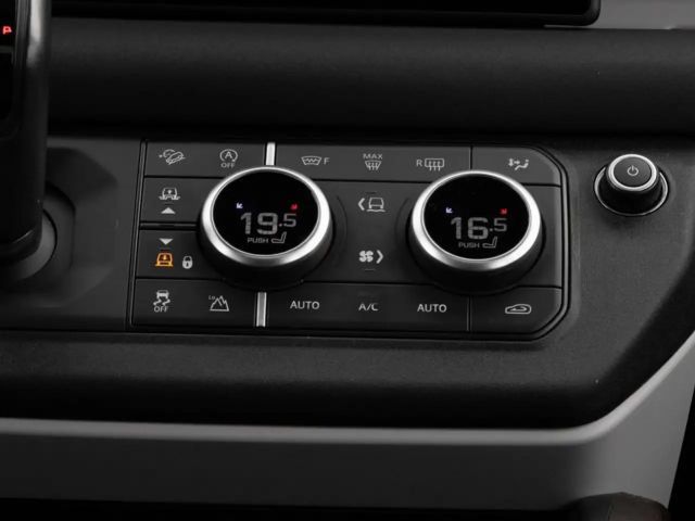 Land Rover Defender 110 D250 SE