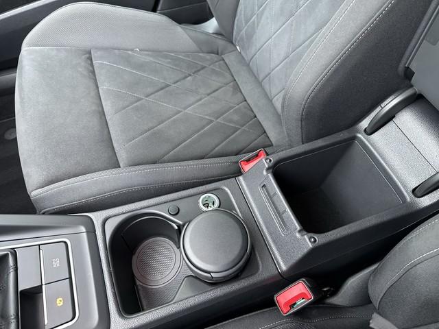 Volkswagen Golf 1.5 TSI Golf VIII Life