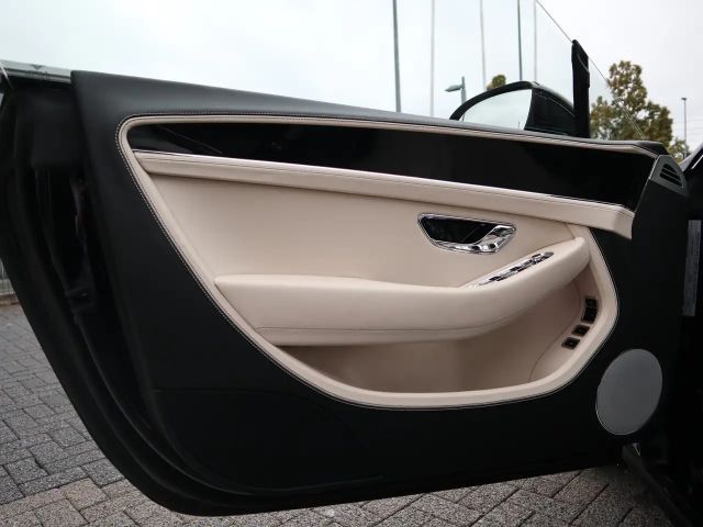 Bentley Continental GTC Hybrid V8