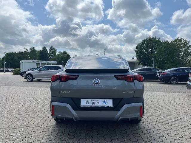 BMW X2 xDrive30/HUD/Panoramadach/Navi/Leder/LED/ACC