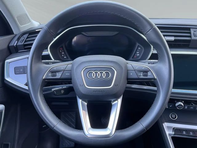 Audi Q3 40 TDI S-Line