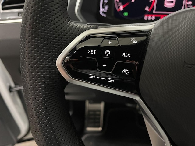 Volkswagen Tiguan 2.0 TSI R-Line