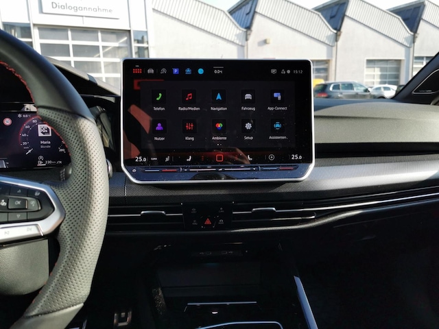 Volkswagen Golf 2.0 TSI IQ.Drive