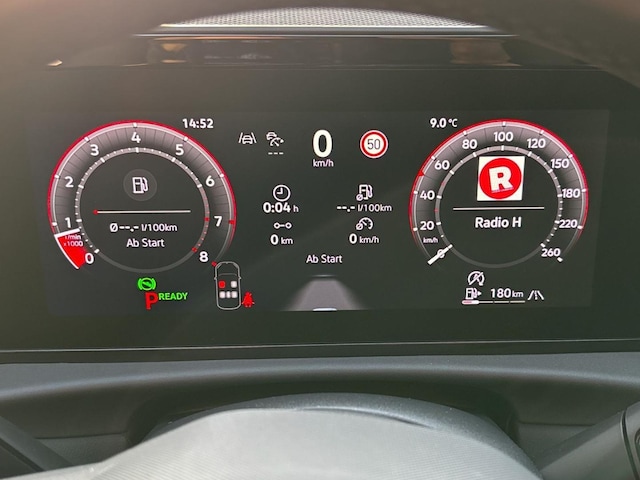 Volkswagen T-Roc 1.5 eTSI DSG R-Line