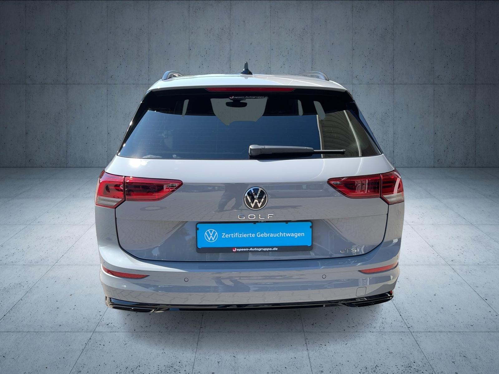 Volkswagen Golf 1.5 eTSI DSG R-Line Variant