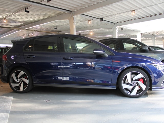 Volkswagen Golf 2.0 TSI Golf VIII