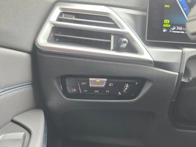 BMW 330 330e Touring