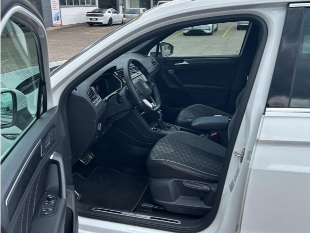 Volkswagen Tiguan 1.5 TSI DSG R-Line