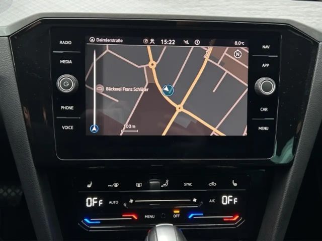 Volkswagen Passat 1.5 TSI Business DSG Variant