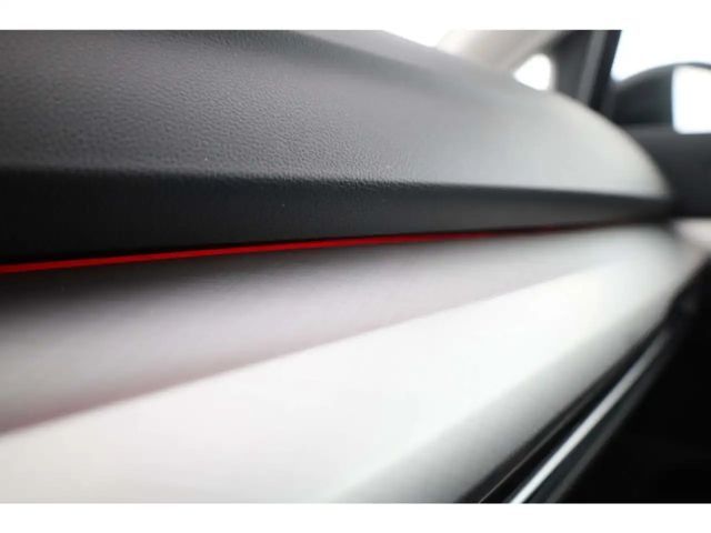 Volkswagen Golf 2.0 TDI DSG Life Variant