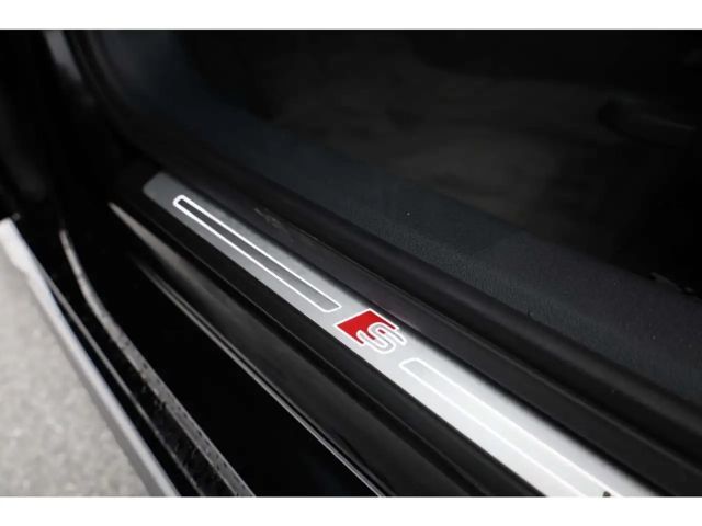 Audi A4 40 TFSI Avant Competition S-Line