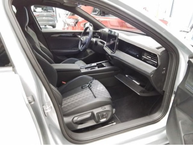 Volkswagen Passat 2.0 TDI DSG R-Line