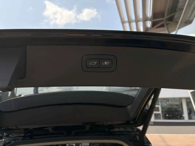 Volvo XC90 AWD Dark T8 Ultra