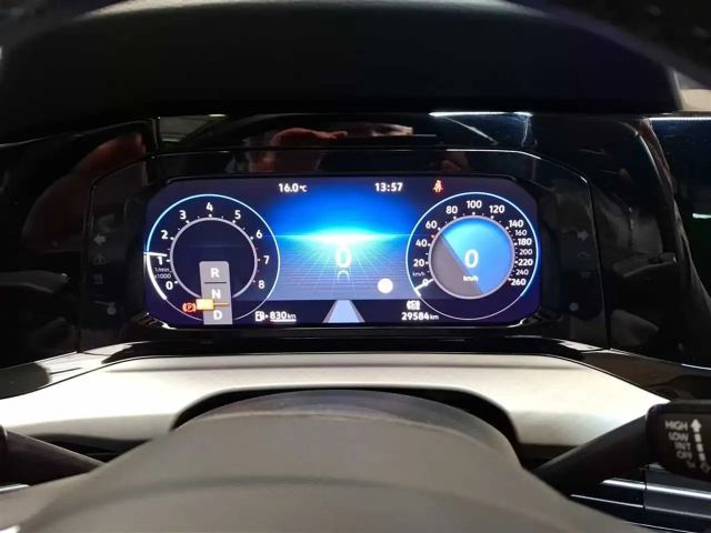 Volkswagen Golf 1.5 eTSI DSG Life