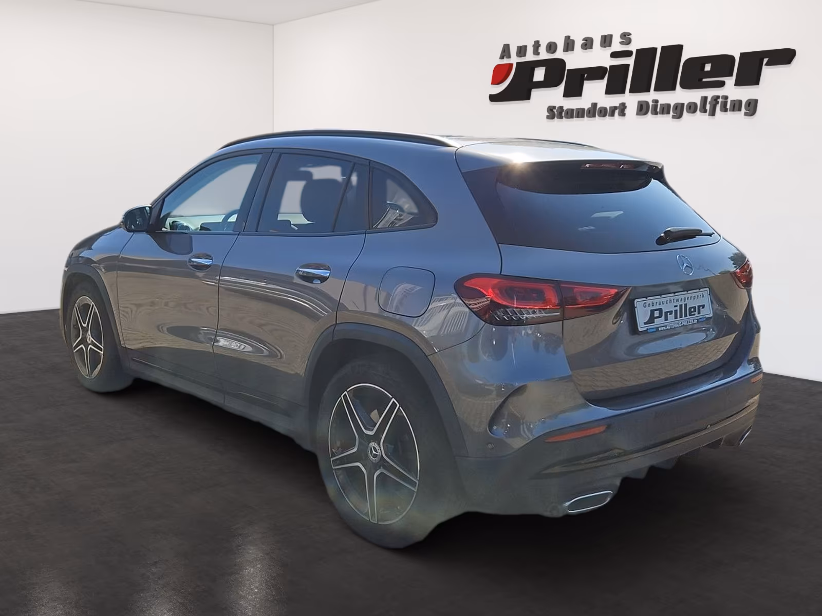 Mercedes-Benz GLA 220 4MATIC AMG Line GLA 220 d